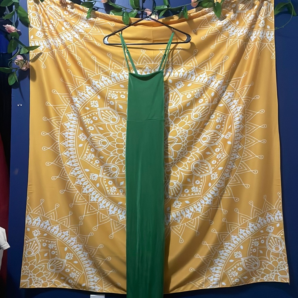 Green midi dress!